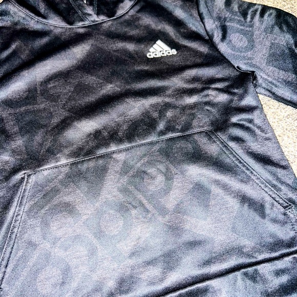 2 Adidas pull over hoodies size boys 6 & 8 - Picture 12 of 12